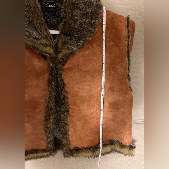 Cejon women’s faux fur and suede crop jacket size medium excellent condition - Picture 9 of 14